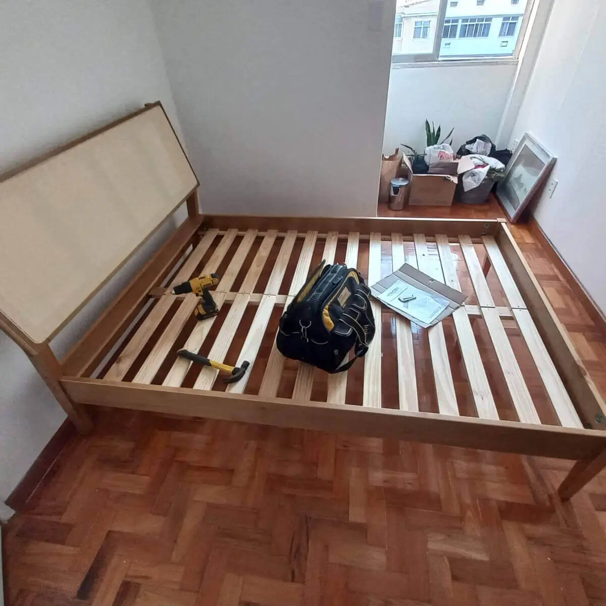 Montagem de cama de casal em Copacabana RJ com estrutura firme e segura