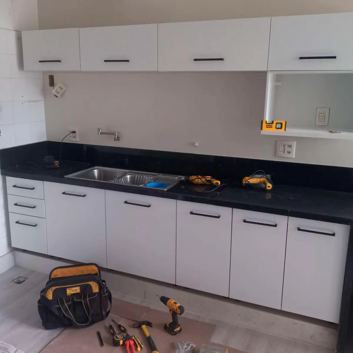 Montagem e instalação de cozinha modulada em Copacabana RJ